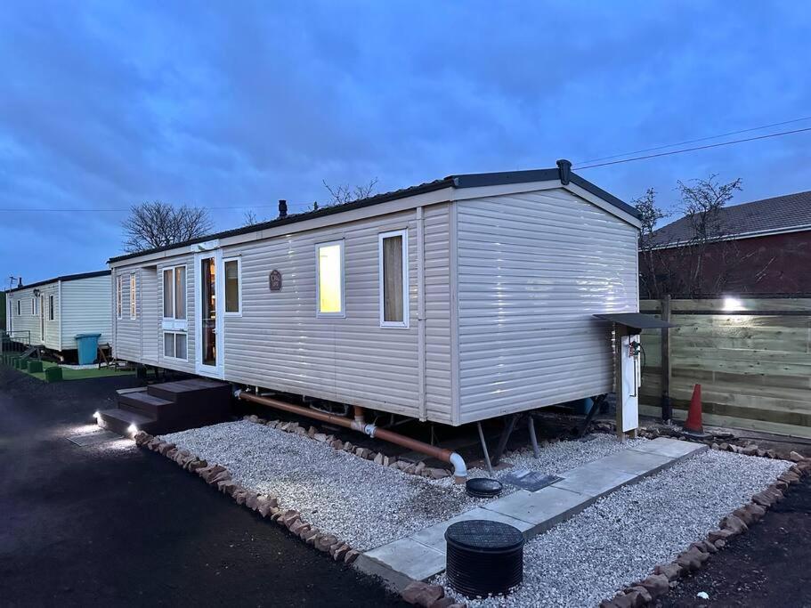 Apartment Atlas 2 Bedroom Caravan, Glasgow