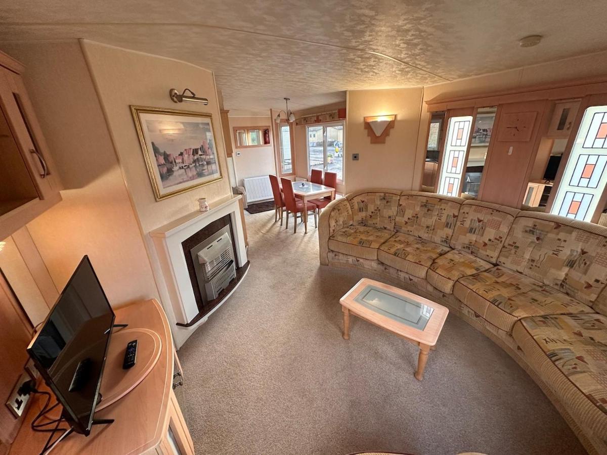 Atlas 2 Bedroom Caravan, Glasgow