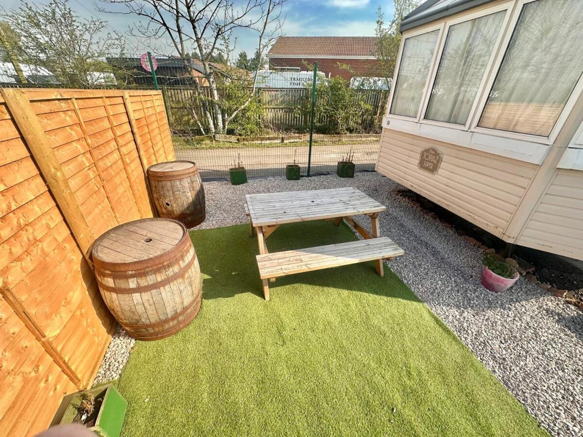 Atlas 2 Bedroom Caravan, Glasgow Apartment *